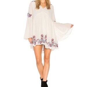 Free People Ivory Embroidered Boho dress sz L Gauzy Cottagcore Flowy Hippie